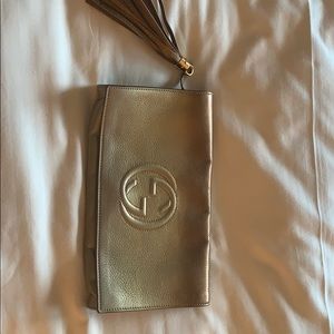 Gucci clutch gold ombré